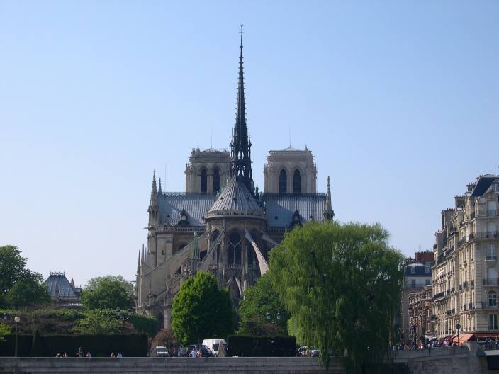  Notre-Dame de Paris